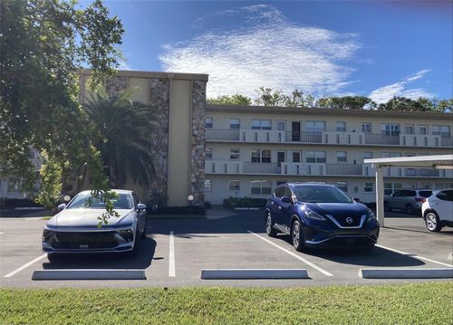 apt-218a-4480 Ironwood Cir, BRADENTON, FL, 34209-6876 | Card Image