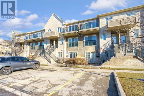 92-60 Fairwood Cir, Brampton, ON, L6R0Y6 | Card Image