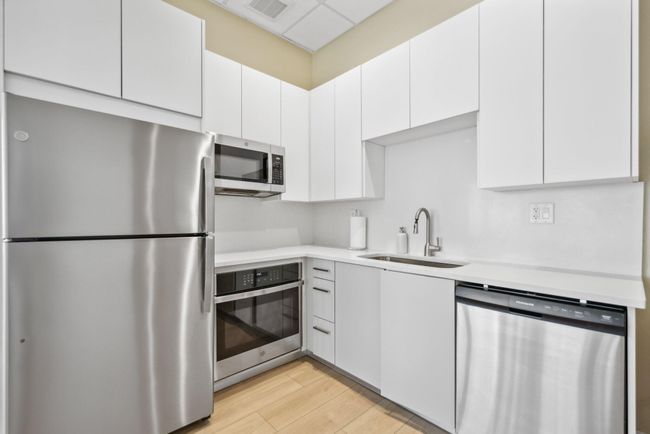 APT-1808 - 1370 S Ocean Blvd, Condo with 2 bedrooms, 3 bathrooms and null parking in Pompano Beach FL | Image 41