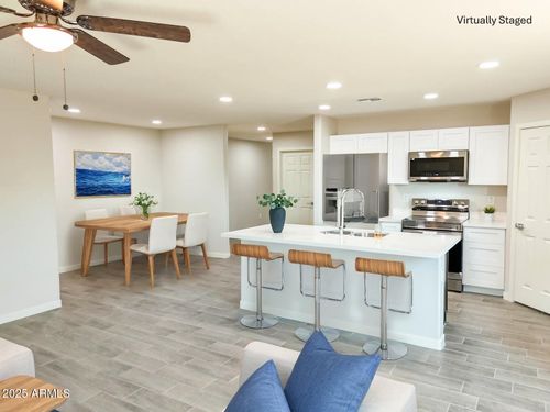 15438 S Overfield Rd, Arizona City, AZ, 85123-6637 | Card Image