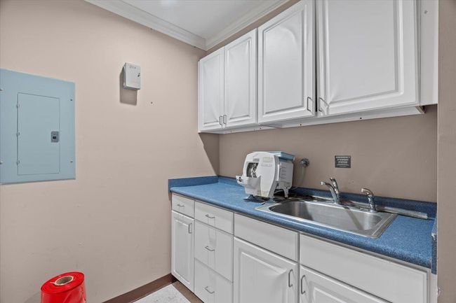 3704 Summer Ave, Home with 0 bedrooms, 0 bathrooms and null parking in Memphis TN | Image 11