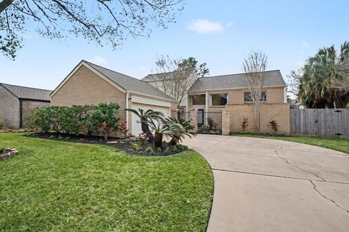 12231 Meadow Lake Dr, Houston, TX, 77077-5901 | Card Image
