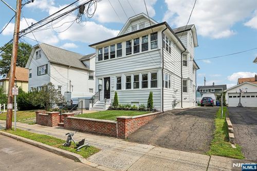 21 5th St, Clifton, NJ, 07011-3174 | Card Image