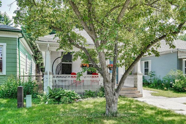 718 William St, House other with 3 bedrooms, 1 bathrooms and 3 parking in London ON | Image 38