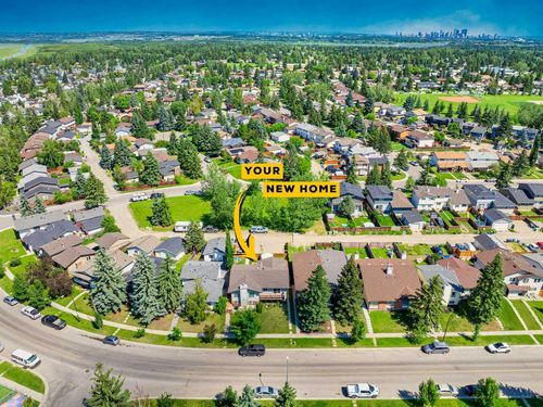 3627 Cedarille Dr Sw, Calgary, AB, T2W3J5 | Card Image