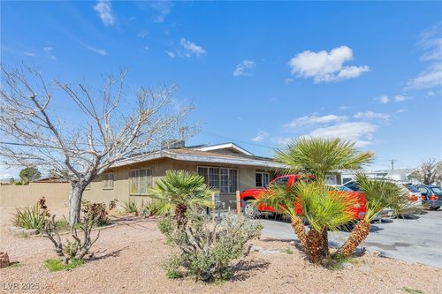 4305 Puebla St, Las Vegas, NV, 89115-2323 | Card Image