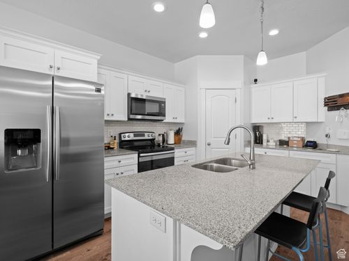 4070 W 1630 N, Lehi, UT, 84043-6175 | Card Image