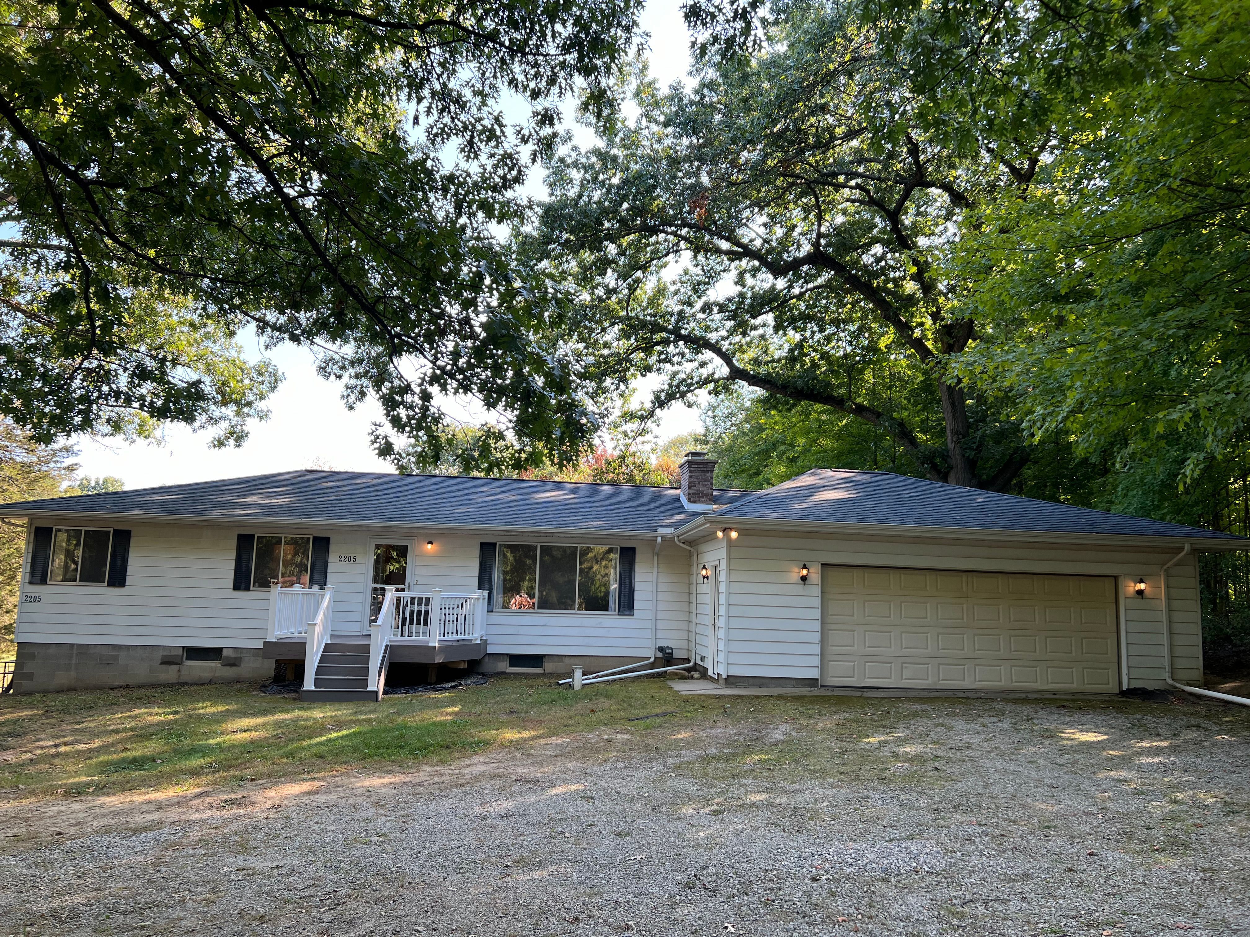 Cole Rd, Lake Orion, MI 48362