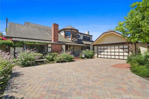 3142 Quail Run Rd, Los Alamitos, CA, 90720-2921 | Card Image