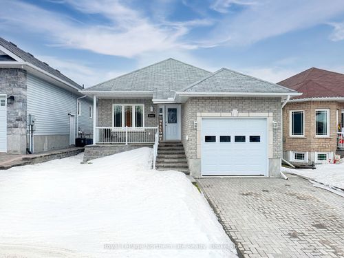2444 Connaught Ave, North Bay, ON, P1B0C4 | Card Image