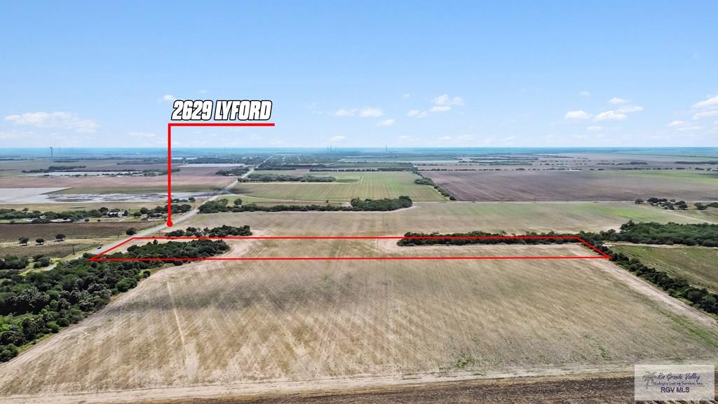 Land in Lyford 2