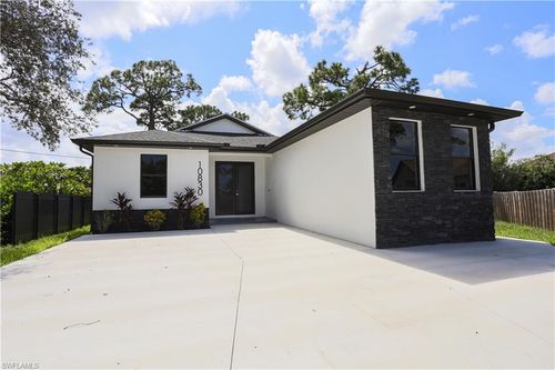 10830 St Lucia Ct, Bonita Springs, FL, 34135-5259 | Card Image