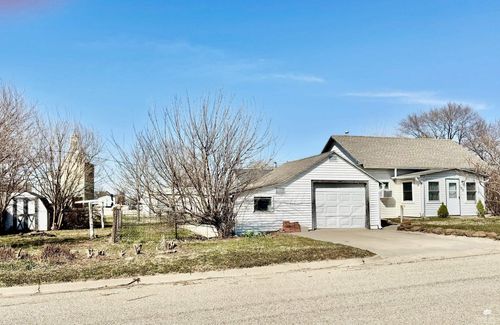 100 Market St, Clifton, KS, 66937-5005 | Card Image