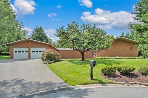 3547 Heritage Cir Sw, Roanoke, VA, 24015 | Card Image
