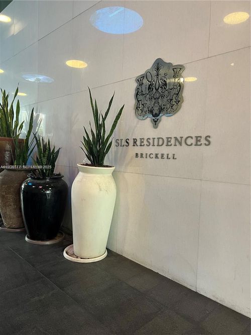 unit-2511-1300 S Miami Ave, Miami, FL, 33130-4480 | Card Image