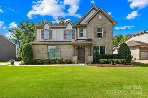 3918 Halcyon Dr, Huntersville, NC, 28078-9316 | Card Image