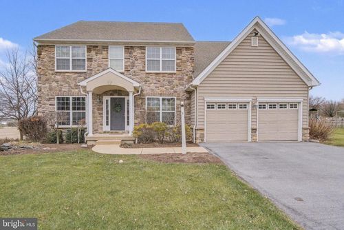 6 Miriam Ct, STRASBURG, PA, 17579-1035 | Card Image