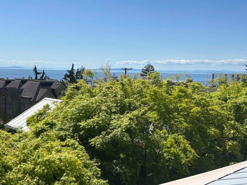3-15161 Prospect Ave, White Rock, BC, V4B2B8 | Card Image