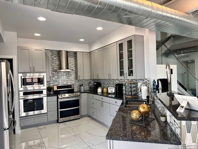 APT-2301 - 7701 Wurzbach Rd, Condo with 3 bedrooms, 3 bathrooms and null parking in San Antonio TX | Image 4