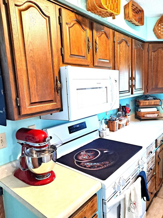 946 Stover Ave, House other with 3 bedrooms, 3 bathrooms and 2 parking in MILLEDGEVILLE IL | Image 6