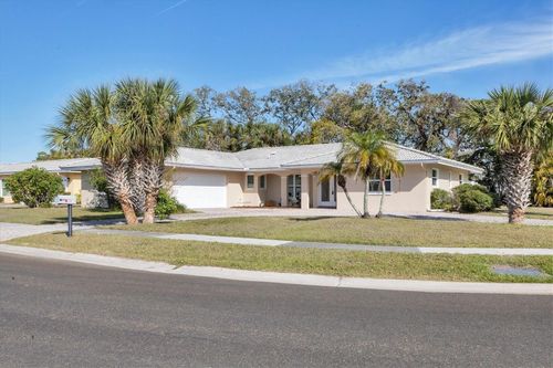 7211 Antigua Pl, SARASOTA, FL, 34231-2424 | Card Image