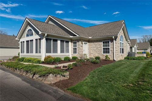 5045 Crescent Ridge Dr, Clayton, OH, 45315-9676 | Card Image