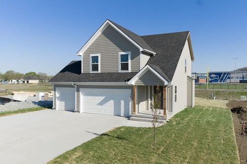 1013 2nd St, Perry, KS, 66073 | Card Image