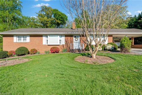 5635 June Ln, Winston-Salem, NC, 27127-9700 | Card Image