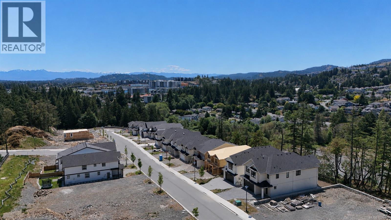 Land in Langford 3