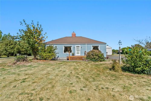 16679 Ovenell Rd, Mount Vernon, WA, 98273-8257 | Card Image