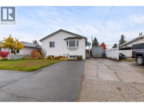 905 Harper St, Prince George, BC, V2M2W8 | Card Image