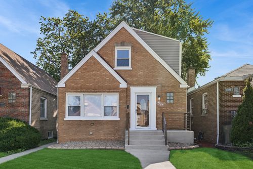 8019 S Francisco Ave, Chicago, IL, 60652-2726 | Card Image