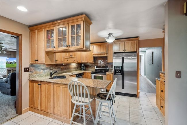 829 Hecla Rd, House other with 5 bedrooms, 3 bathrooms and 2 parking in Mt. Pleasant Twp - Wml PA | Image 12