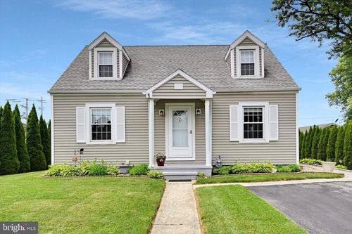 2308 S Pine St, YORK, PA, 17402-4934 | Card Image