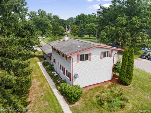 594 Maple Vista St, Imlay City, MI, 48444-1424 | Card Image