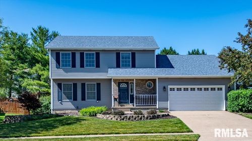 2238 Hawk Dr, Bettendorf, IA, 52722-6270 | Card Image