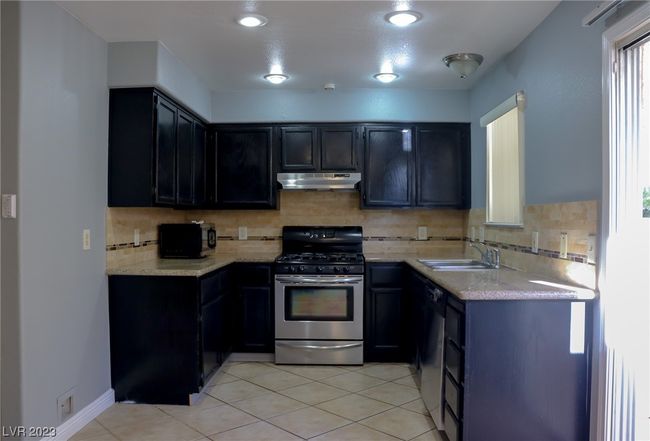 Stainless steel appliances! | Image 5