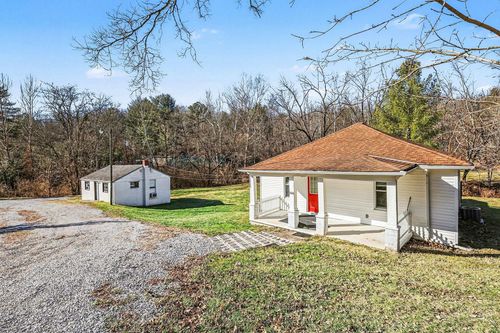 3888 Hathaway Rd, Union, KY, 41091-8130 | Card Image