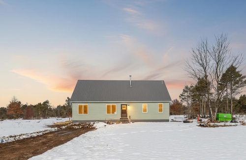 13501 Pioneer Ave, Leroy, MI, 49655-9439 | Card Image