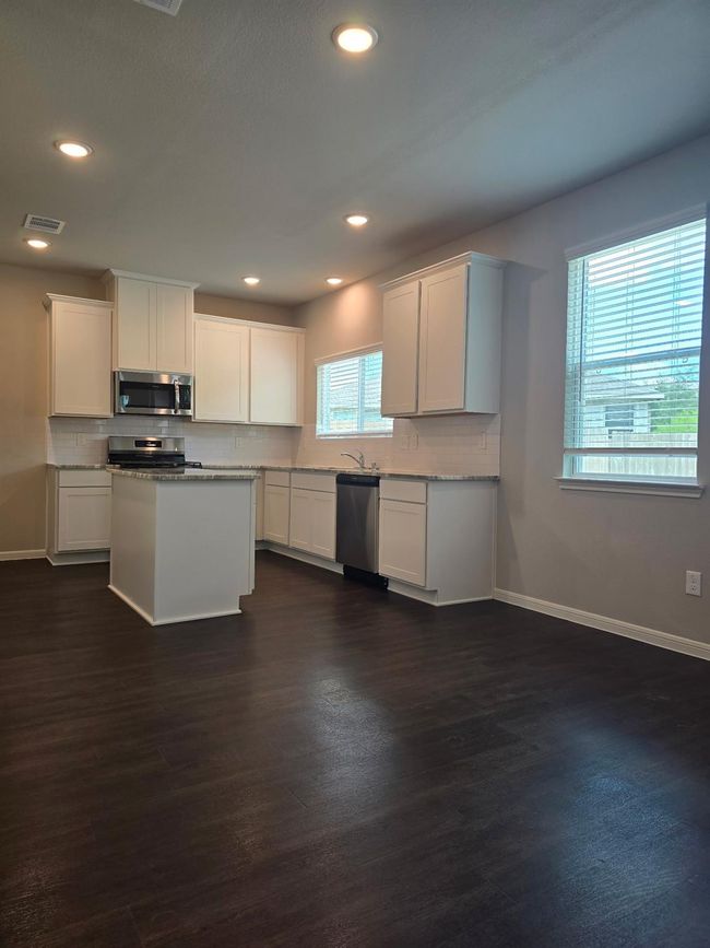 15904 Cy Young Court, House other with 4 bedrooms, 3 bathrooms and 2 parking in Splendora TX | Image 7