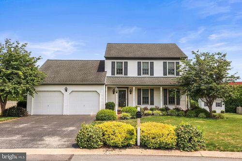 678 S Maurice Street, YORK, PA, 17404 | Card Image