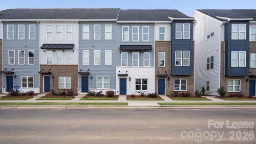 2025 Clarksdale Dr, Charlotte, NC, 28206-4059 | Card Image