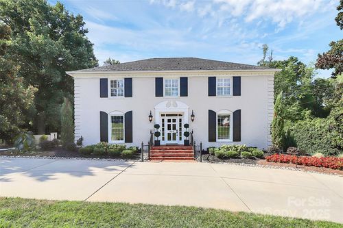 906 Colonial Dr, Albemarle, NC, 28001-2915 | Card Image
