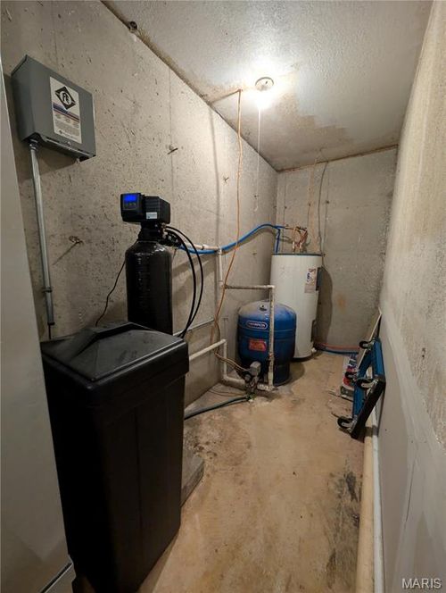 14055 State Route Cc, Salem, MO, 65560-6296 | Card Image