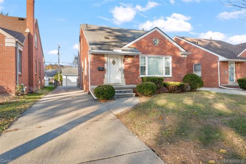 1521 N Vernon St, Dearborn, MI, 48128-1115 | Card Image