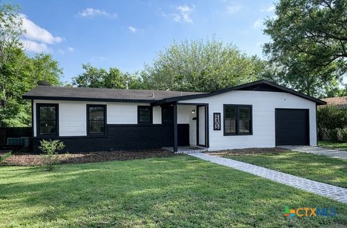 2405 E Mimosa Avenue, Victoria, TX, 77901 | Card Image