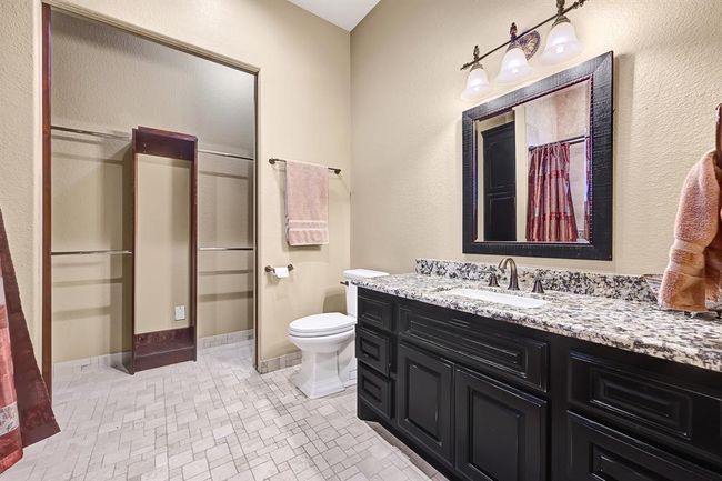 Guest Bathroom | Image 37