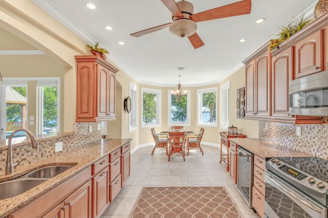 Kitchen | Image 17