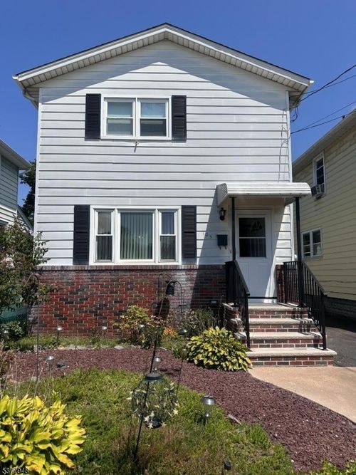 105 Brookline Ave, Somerset, NJ, 08873-2102 | Card Image