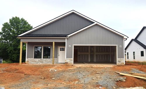 1032 S November Drive, Boiling Springs, SC, 29316 | Card Image
